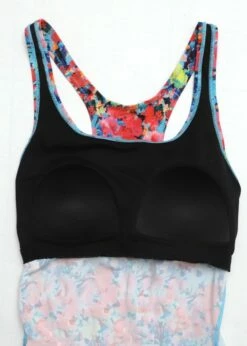 Plus Size Maya Swim Top With Capri Swim Leggings -Calypsa Sales 9 59 modli cropped 694 542 2910 3650