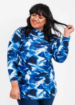 Plus Size Jenna Swim Tunic With Capri Swim Leggings -Calypsa Sales dsc 0942 modli cropped 996 780 2403 2749 1