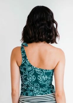 Layla Crop Swim Top With High-Waisted Bikini Bottom -Calypsa Sales dsc 2571 2 modli cropped 513 396 2730 3505 1