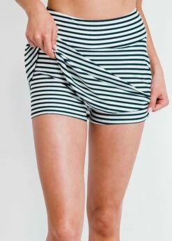 Layla Crop Swim Top With Short Swim Skort 26 Layla Crop Swim Top With Short Swim Skort -Calypsa Sales dsc 2590 2 modli cropped 773 2 2796 2840