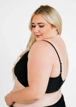 Plus Size Lena Swim Top With Midi Swim Skort 27 Plus Size Lena Swim Top With Midi Swim Skort -Calypsa Sales dsc 3270 modli cropped 169 663 2976 4605 3