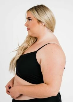 Plus Size Loose Fit Adele Swim Top With Flowy Swim Skort -Calypsa Sales dsc 3271 modli cropped 112 549 3082 4721 1