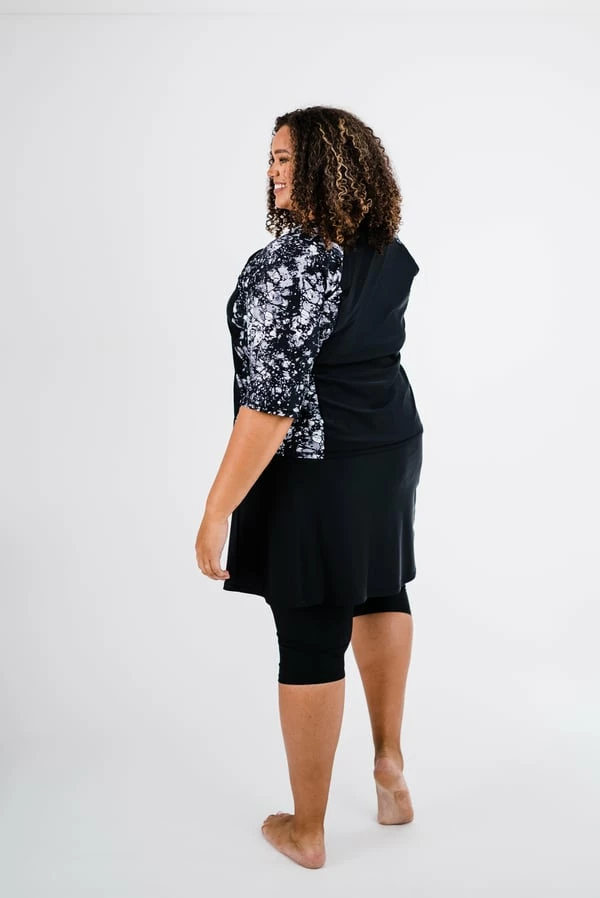 Plus Size Adele Swim Top With Skirted Swim Capris 9 Plus Size Adele Swim Top With Skirted Swim Capris - Image 7