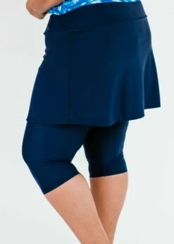 Plus Size Adele Swim Top With Skirted Swim Capris -Calypsa Sales dsc 9942 modli cropped 329 360 2732 3729 1