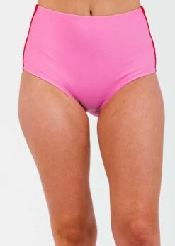 Half-Zip Wahoo Rash Guard With Hip-Hip Hooray Bikini Bottom 31 Half-Zip Wahoo Rash Guard With Hip-Hip Hooray Bikini Bottom -Calypsa Sales edited 2441 1 modli cropped 778 172 2417 2470 1