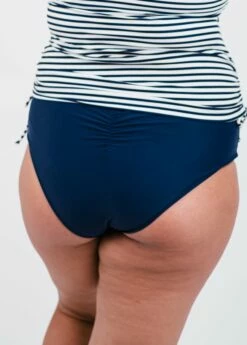 Plus Size Maya Swim Top With Removable Cups With Bikini Bottom 26 Plus Size Maya Swim Top With Removable Cups With Bikini Bottom -Calypsa Sales edited 3130 modli cropped 590 2449 2297 4838