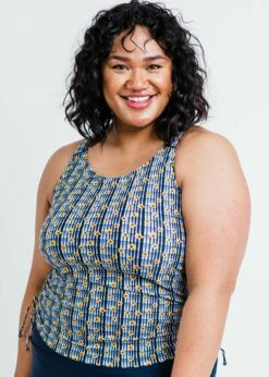 Plus Size Maya Swim Top With Capri Swim Leggings -Calypsa Sales edited 3520 modli cropped 843 704 2109 2475 1