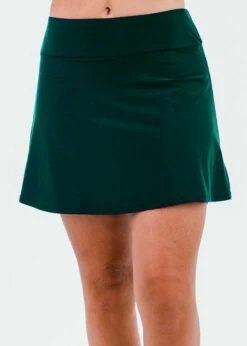 Closed Back Maya Swim Top With A-line Swim Skort -Calypsa Sales edited 3930 1 1 modli cropped 404 34 2513 2985 1