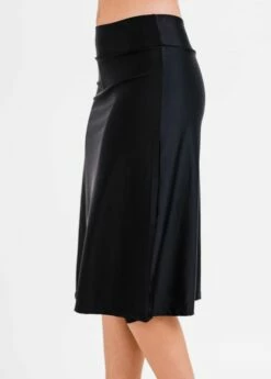 Loose Fit Adele Swim Top With Long Swim Skort 30 Loose Fit Adele Swim Top With Long Swim Skort -Calypsa Sales edited 4732 modli cropped 534 80 2958 3472