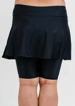 Plus Size Lena Swim Top With Midi Swim Skort 23 Plus Size Lena Swim Top With Midi Swim Skort -Calypsa Sales edited 7858 modli cropped 428 67 2762 3333 3