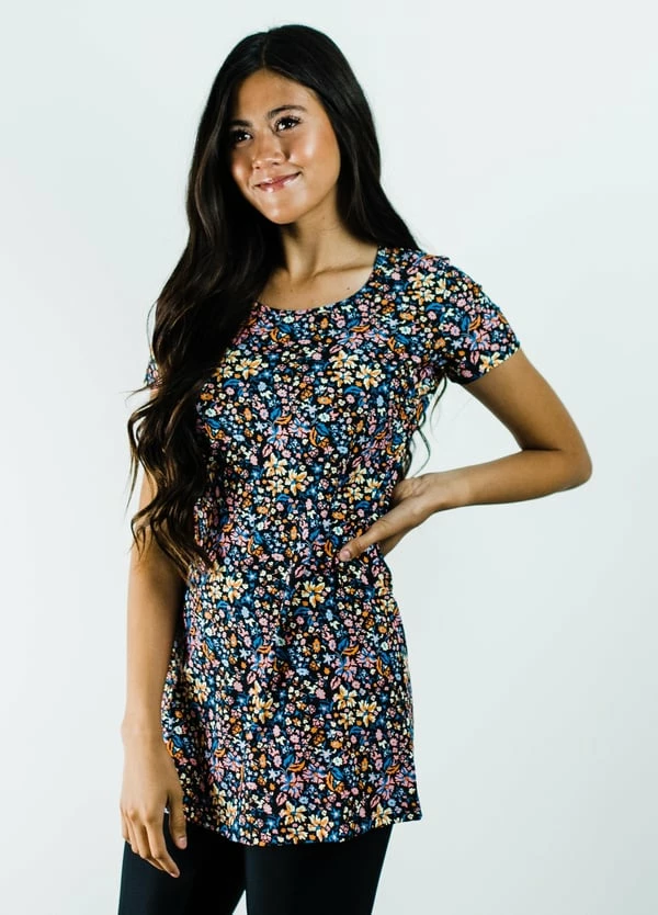 Anna Swim Tunic With Mid-Thigh Swim Shorts 5 Anna Swim Tunic With Mid-Thigh Swim Shorts - Image 3