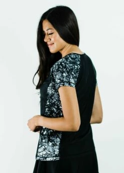 Loose Fit Adele Swim Top With Long Swim Leggings -Calypsa Sales final 1580 100000045256 modli cropped 698 1244 2067 3147