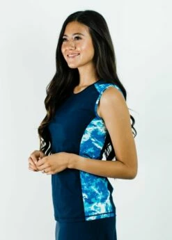 Loose Fit Maya Swim Top With Flowy Swim Skort -Calypsa Sales final 2 7 100000045285 modli cropped 962 1291 2323 3195