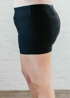 Nora Swim Top With Swim Shorts 36 Nora Swim Top With Swim Shorts -Calypsa Sales final 3 5886 100000042788 modli cropped 326 15 2567 3130 2