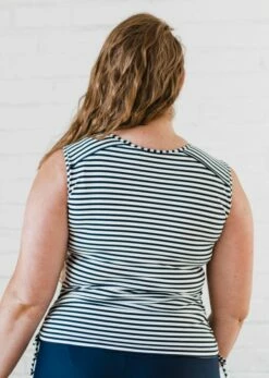 Plus Size Closed Back Maya Swim Top -Calypsa Sales final 3 6090 modli cropped 760 613 2216 2658 2