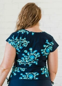 Sadie Swim Top With Knee Length Swim Skort 23 Sadie Swim Top With Knee Length Swim Skort -Calypsa Sales final 3 6195 100000042829 modli cropped 834 997 2116 2780 1