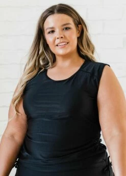 Plus Size Closed Back Maya Swim Top With Flowy Swim Skort 19 Plus Size Closed Back Maya Swim Top With Flowy Swim Skort -Calypsa Sales final 3 6245 100000042950 modli cropped 1165 1515 2177 2931 3