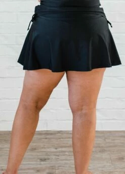 Plus Size Lena Swim Top With Flowy Swim Skort -Calypsa Sales final 3 6258 modli cropped 963 2556 2361 4512 4