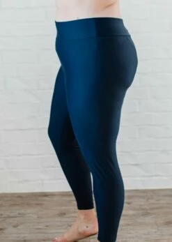 Adele Swim Top With Long Swim Leggings 25 Adele Swim Top With Long Swim Leggings -Calypsa Sales final 3 6331 modli cropped 129 43 3049 4145