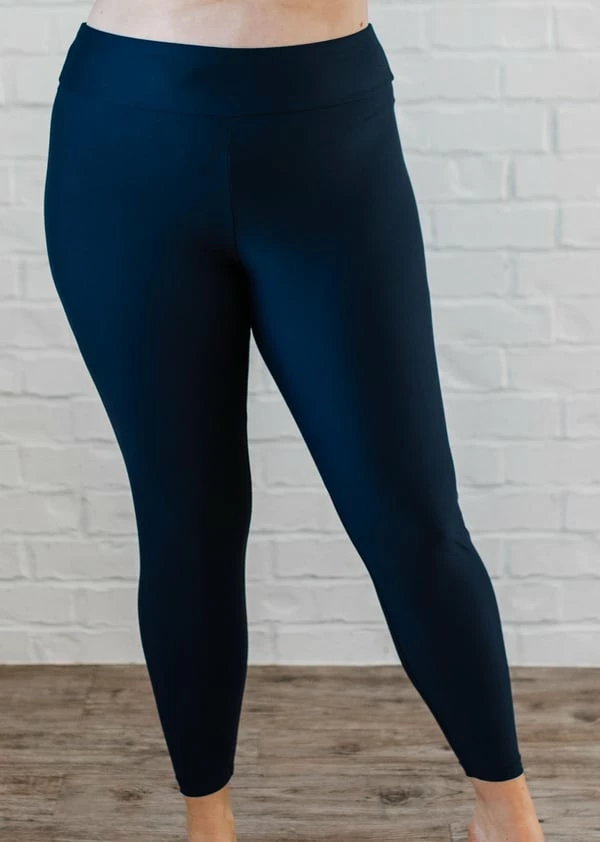 Plus Size Maya Swim Top With Removable Cups With Long Swim Leggings 12 Plus Size Maya Swim Top With Removable Cups With Long Swim Leggings - Image 10