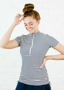 Half-Zip Adele Swim Top With Long Swim Leggings 25 Half-Zip Adele Swim Top With Long Swim Leggings -Calypsa Sales final 35911 100000040043 1 modli cropped 707 606 1962 2359 5