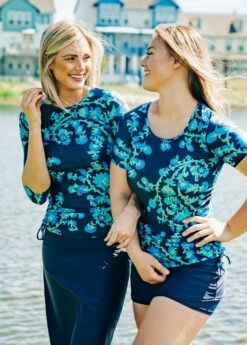 Plus Size Margaux Swim Top -Calypsa Sales modli july1 9resize 2 modli cropped 401 426 1626 2139 5