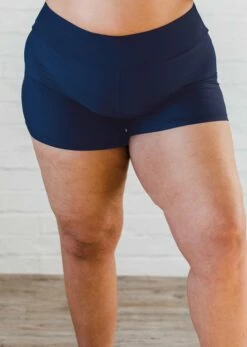 Plus Size Closed Back Maya Swim Top With Swim Shorts -Calypsa Sales swim shorts frontplus navy modli cropped 355 5 2792 3427 1